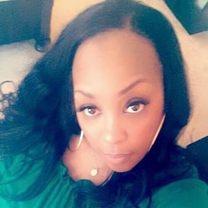 Meet your Posher, Sharonda